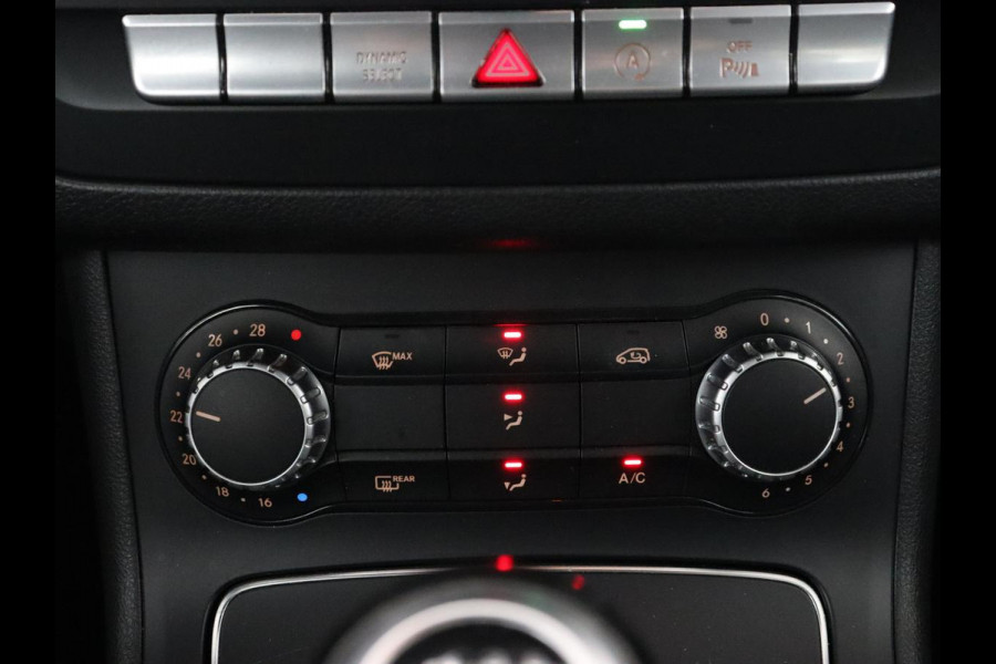 Mercedes-Benz B-Klasse 180 Ambition | Trekhaak | Half leder | Navigatie | Park Assist | Full LED | Bluetooth | Cruise control | Airco | 17'' lichtmetalen velgen