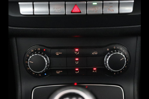 Mercedes-Benz B-Klasse 180 Ambition | Trekhaak | Half leder | Navigatie | Park Assist | Full LED | Bluetooth | Cruise control | Airco | 17'' lichtmetalen velgen