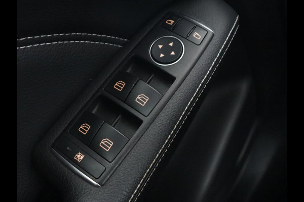 Mercedes-Benz B-Klasse 180 Ambition | Trekhaak | Half leder | Navigatie | Park Assist | Full LED | Bluetooth | Cruise control | Airco | 17'' lichtmetalen velgen
