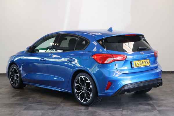 Ford Focus 1.0 EcoBoost ST Line Business CruiseControl Navigatie Laneassist 18''LM PDC