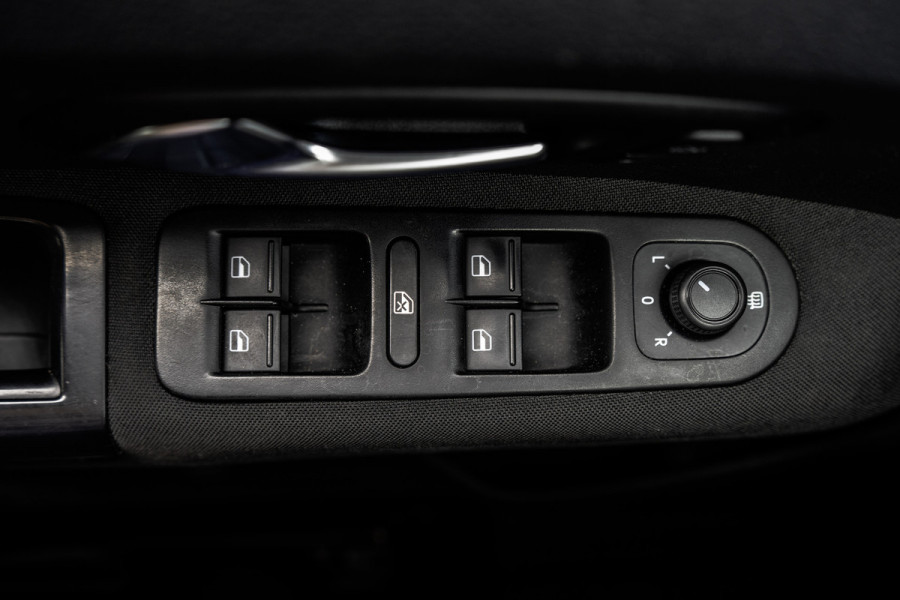Volkswagen Amarok 3.0TDI V6 | X-lang | 5-Persoons | 3T Trekgewicht | Cruise | 4Motion | Airco | Euro 6