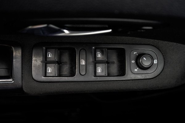 Volkswagen Amarok 3.0TDI V6 | X-lang | 5-Persoons | 3T Trekgewicht | Cruise | 4Motion | Airco | Euro 6