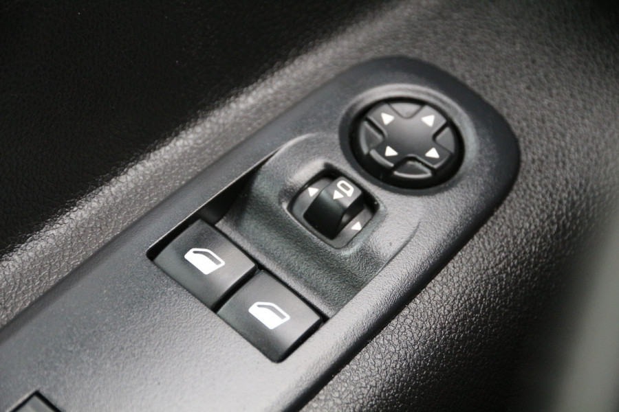 Peugeot Partner 1.5 BlueHDI 100 | L2 | 2x Schuifdeur | Trekhaak | Stoelverw. | Airco..