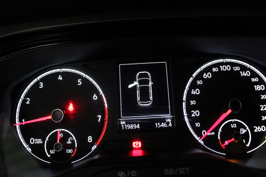 Volkswagen Polo 1.0 MPI Comfortline > Cruise control/Carplay/Getint glas/18inch/all season banden
