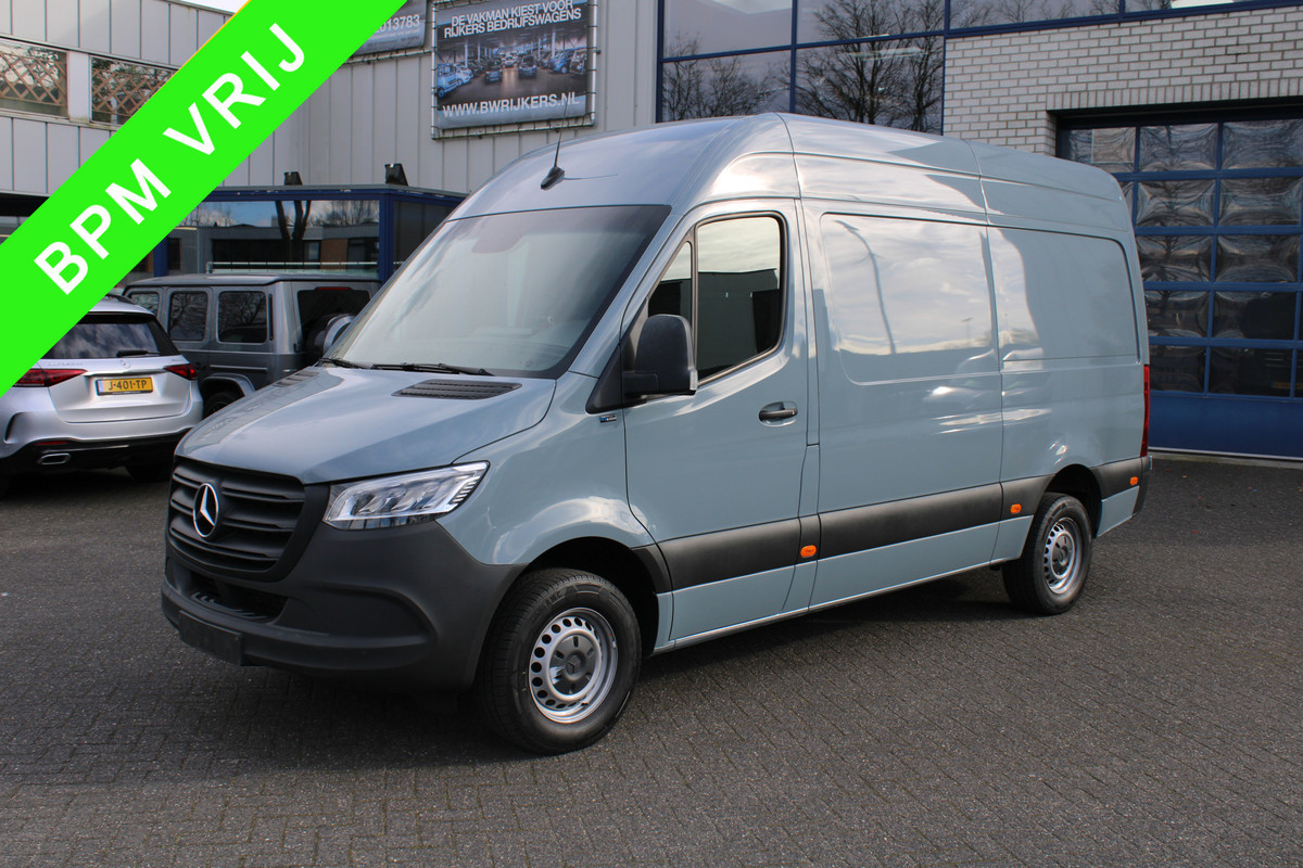 Mercedes-Benz Sprinter 319 CDI 3.0 V6 L2H2 LED, MBUX met camera, Apple Carplay/Android Auto Mercedes-Benz Sprinter 319 CDI 3.0 V6 L2H2 LED, MBUX met camera, Apple Carplay/Android Auto