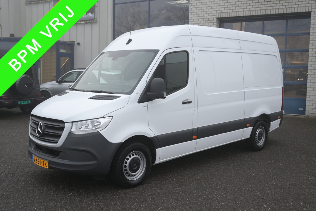 Mercedes-Benz Sprinter 317 CDI L2H2 RWD MBUX met camera, Stoelverwarming Mercedes-Benz Sprinter 317 CDI L2H2 RWD MBUX met camera, Stoelverwarming