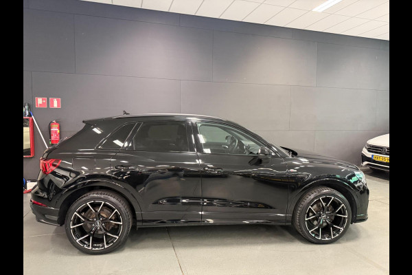 Audi Q3 35 TFSI S-LINE BLACK-LINE 20'' V-COCKPIT/NAVI/CARPLAY/DAB/ECC/PDC/CRUISE///