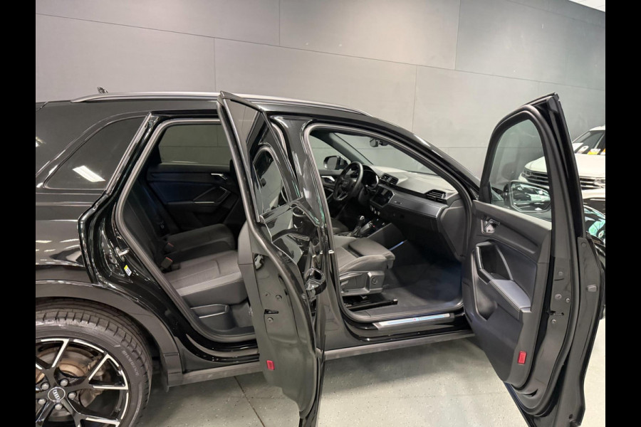 Audi Q3 35 TFSI S-LINE BLACK-LINE 20'' V-COCKPIT/NAVI/CARPLAY/DAB/ECC/PDC/CRUISE///