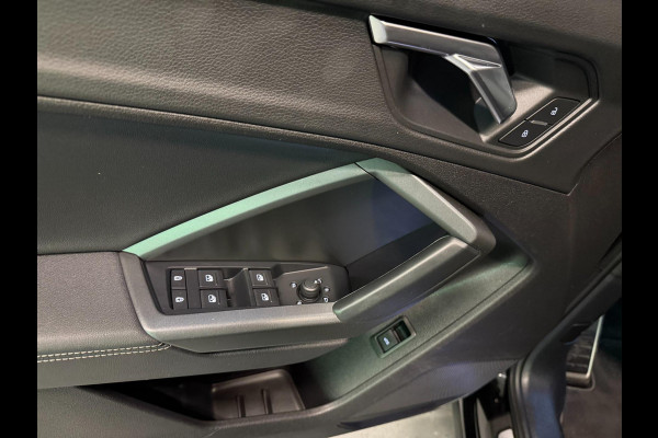 Audi Q3 35 TFSI S-LINE BLACK-LINE 20'' V-COCKPIT/NAVI/CARPLAY/DAB/ECC/PDC/CRUISE///