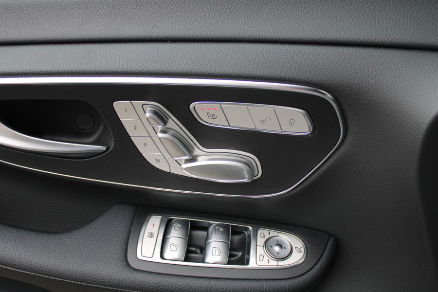 Mercedes-Benz V-Klasse 300d / XXL / AMG / DC / 2x Elec Schuifdeur / Luchtvering / 360 Camera / Burmester / Vol Opties / NIEUWSTAAT