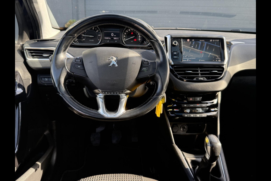 Peugeot 208 1.2 PureTech Allure Dealer Onderhouden,Pano,Navi,Clima,Cruise,Lm velgen,5 Deurs,Apk tot 03-2026