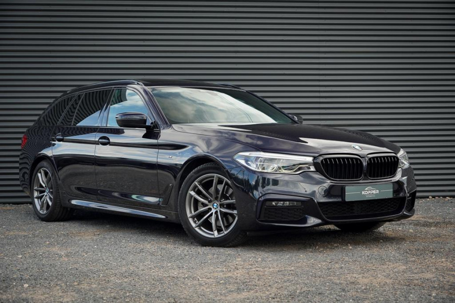 BMW 5 Serie Touring 520i High Executive Edition / M-Sport / Pano / Trekhaak