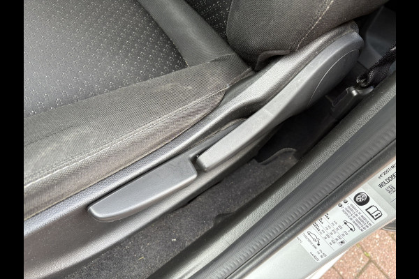 Opel KARL 1.0 75pk Edition AIRCO/CRUISE/MEDIA/PDC/15INCH