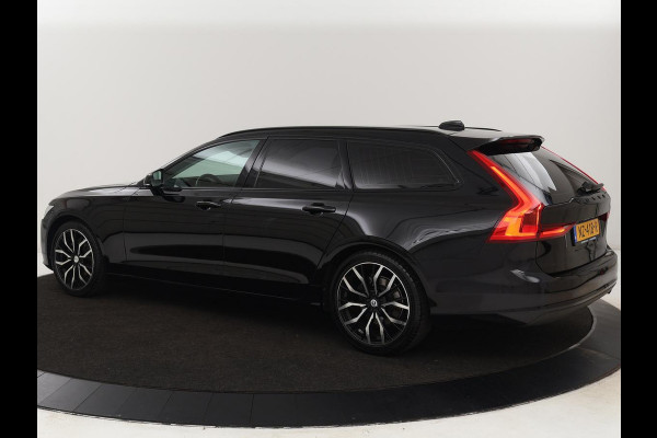 Volvo V90 2.0 D3 Momentum | Leder | Stoelverwarming | Carplay | Adaptive cruise | Navigatie | 20'' | Dodehoek detectie | Full LED | Parkeerhulp | Digital Cockpit