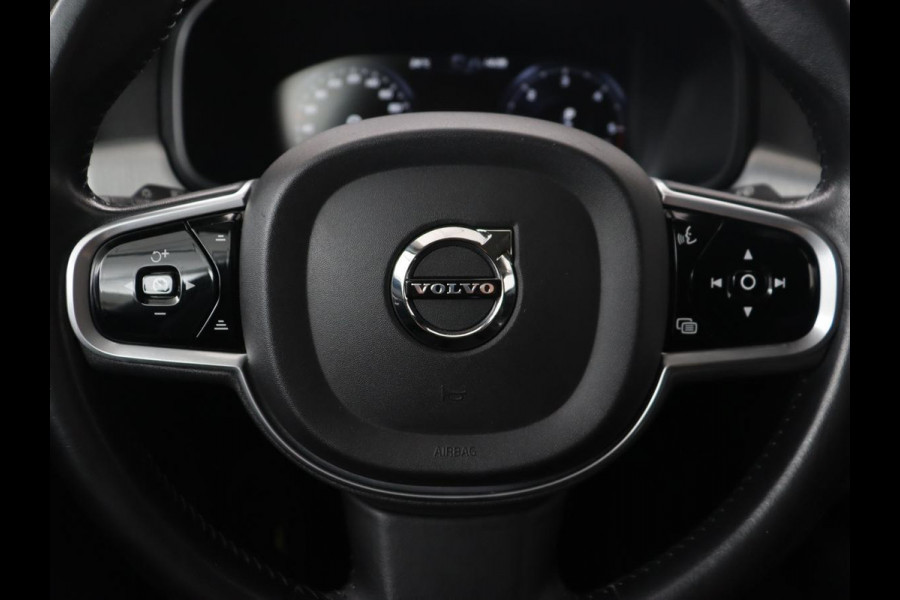 Volvo V90 2.0 D3 Momentum | Leder | Stoelverwarming | Carplay | Adaptive cruise | Navigatie | 20'' | Dodehoek detectie | Full LED | Parkeerhulp | Digital Cockpit