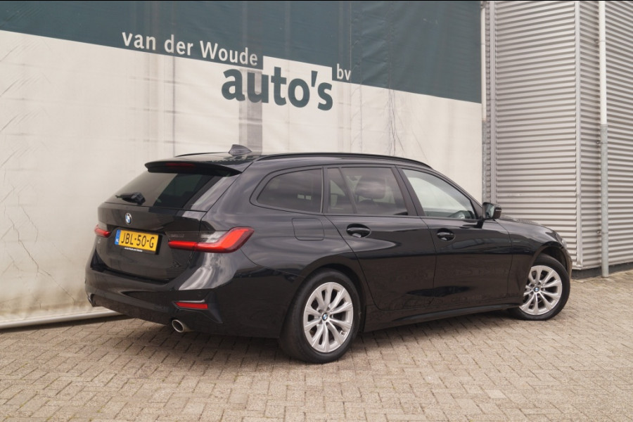 BMW 3 Serie Touring 318d Automaat Executive -NAVI-ECC-