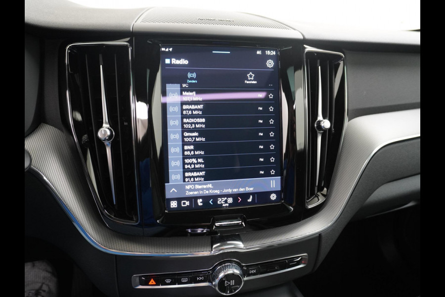 Volvo XC60 2.0 T8 Plug-in hybrid AWD Ultimate Black Edition LONG RANGE | PANO| STOEL/STUUR VERW.| 360 CAMERA| HARMAN KARDON| ELEK. STOEL MET MEMORY|