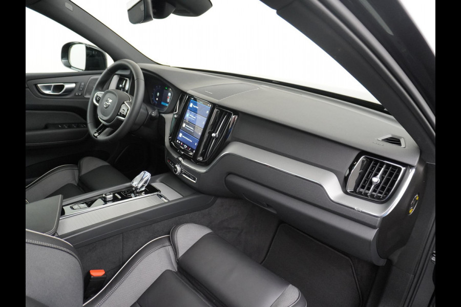 Volvo XC60 2.0 T8 Plug-in hybrid AWD Ultimate Black Edition LONG RANGE | PANO| STOEL/STUUR VERW.| 360 CAMERA| HARMAN KARDON| ELEK. STOEL MET MEMORY|