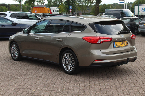 Ford FOCUS Wagon 1.0 EcoBoost Titanium Business / Trekhaak / Camera / B&O / 19'' / Keyless / Navigatie / Stuurverwarming / DAB / Stoelverwarming / Cruise Contro