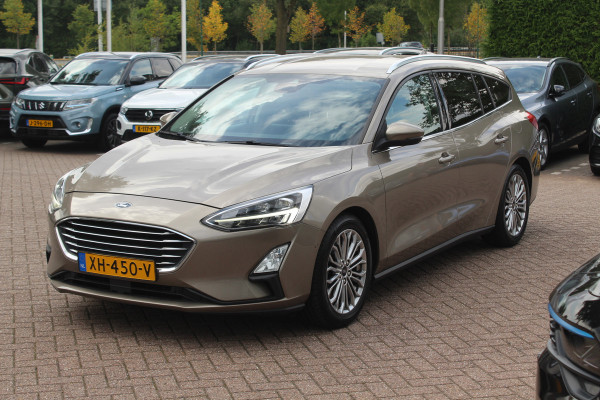 Ford FOCUS Wagon 1.0 EcoBoost Titanium Business / Trekhaak / Camera / B&O / 19'' / Keyless / Navigatie / Stuurverwarming / DAB / Stoelverwarming / Cruise Contro