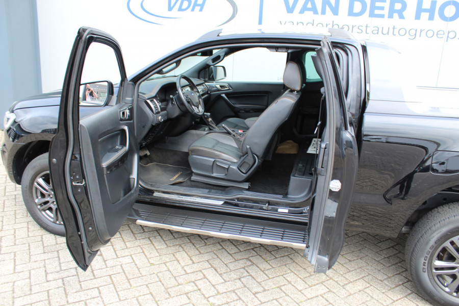 Ford Ranger 2.0-213pk Bi-turbo 'Wildtrak' Supercab. AUTOMAAT / VIER wielaandrijving. Stoere vierwielaangedreven krachtpatser ! Trekgewicht 3.500kg ! Stoel- en voorraamverwarming, Autm. airco dual, Adaptieve cruise control, Navigatie, Telefoonvoorb., Trekhaak etc.