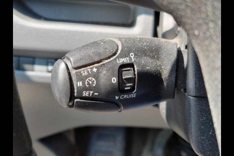 Peugeot Expert 1.5 BlueHDI 100 Compact Premium