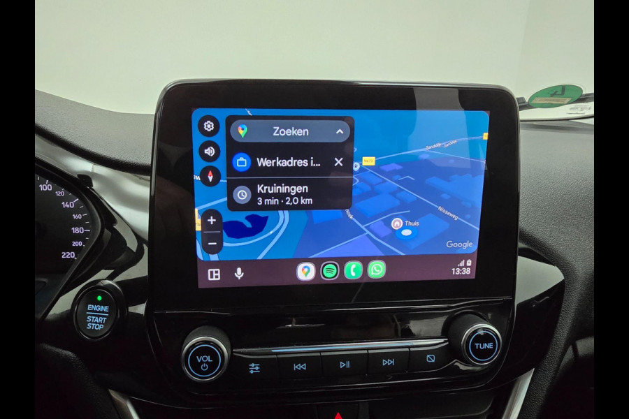 Ford Fiesta Occasion luxe Titanium met zwarte velgen en parkeercamera | Bomvolle auto! | Tweedehands Ford Fiesta in wit | Carplay