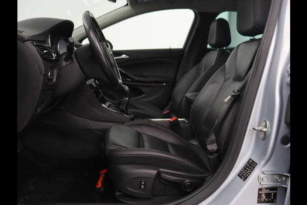Opel Astra 1.0 Turbo Innovation | Leder | Stoel & stuurverwarming | Trekhaak | Camera | Matrix LED | Navigatie | Carplay | Comfortstoelen | Keyless | Park Assist | Climate control