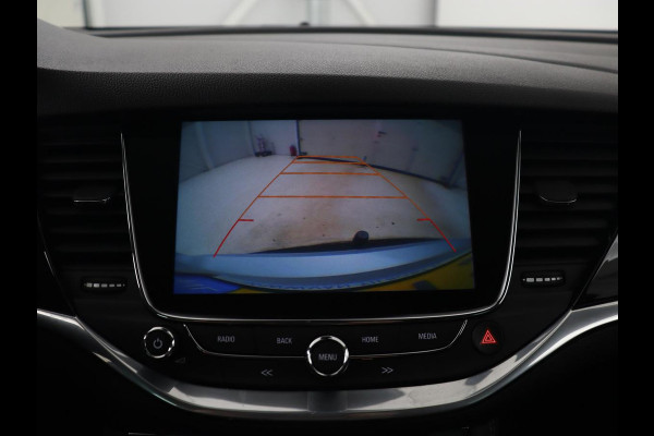 Opel Astra 1.0 Turbo Innovation | Leder | Stoel & stuurverwarming | Trekhaak | Camera | Matrix LED | Navigatie | Carplay | Comfortstoelen | Keyless | Park Assist | Climate control