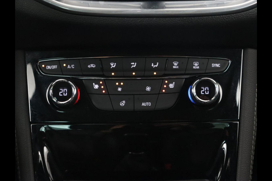 Opel Astra 1.0 Turbo Innovation | Leder | Stoel & stuurverwarming | Trekhaak | Camera | Matrix LED | Navigatie | Carplay | Comfortstoelen | Keyless | Park Assist | Climate control
