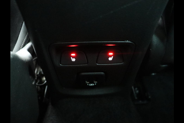 Opel Astra 1.0 Turbo Innovation | Leder | Stoel & stuurverwarming | Trekhaak | Camera | Matrix LED | Navigatie | Carplay | Comfortstoelen | Keyless | Park Assist | Climate control