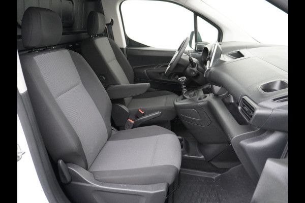 Opel Combo D 131PK L2H1 Trekhaak Airco Navi Camera Apple Carplay Android Auto Cruise Control Pdc DAB Edition+ 1.5CDTi 131pk/300Nm Betonplex Vloer Wandbetimmering Schuifdeur Exterieurpakket 2 Euro 6 1e Eigenaar Zeer Compleet 1200kg trekvermogen Uniek met dit vermogen!