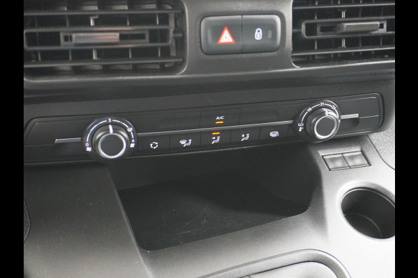 Opel Combo D 131PK L2H1 Trekhaak Airco Navi Camera Apple Carplay Android Auto Cruise Control Pdc DAB Edition+ 1.5CDTi 131pk/300Nm Betonplex Vloer Wandbetimmering Schuifdeur Exterieurpakket 2 Euro 6 1e Eigenaar Zeer Compleet 1200kg trekvermogen Uniek met dit vermogen!