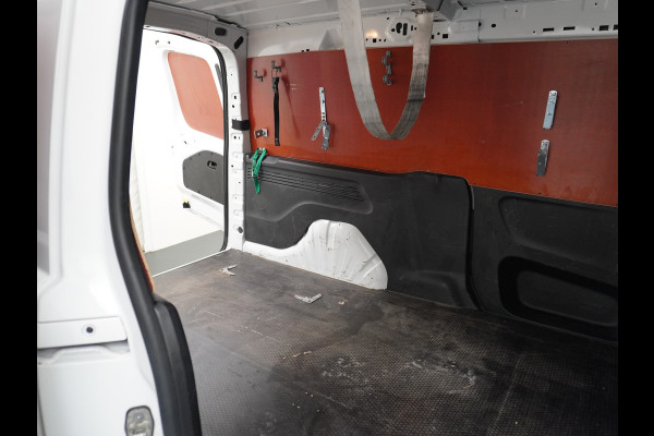 Opel Combo D 131PK L2H1 Trekhaak Airco Navi Camera Apple Carplay Android Auto Cruise Control Pdc DAB Edition+ 1.5CDTi 131pk/300Nm Betonplex Vloer Wandbetimmering Schuifdeur Exterieurpakket 2 Euro 6 1e Eigenaar Zeer Compleet 1200kg trekvermogen Uniek met dit vermogen!