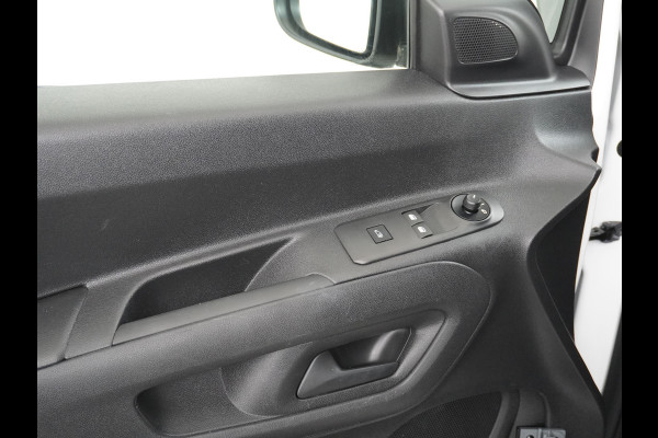 Opel Combo D 131PK L2H1 Trekhaak Airco Navi Camera Apple Carplay Android Auto Cruise Control Pdc DAB Edition+ 1.5CDTi 131pk/300Nm Betonplex Vloer Wandbetimmering Schuifdeur Exterieurpakket 2 Euro 6 1e Eigenaar Zeer Compleet 1200kg trekvermogen Uniek met dit vermogen!