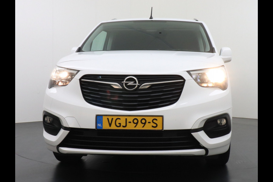 Opel Combo D 131PK L2H1 Trekhaak Airco Navi Camera Apple Carplay Android Auto Cruise Control Pdc DAB Edition+ 1.5CDTi 131pk/300Nm Betonplex Vloer Wandbetimmering Schuifdeur Exterieurpakket 2 Euro 6 1e Eigenaar Zeer Compleet 1200kg trekvermogen Uniek met dit vermogen!