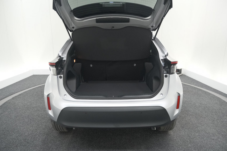 Toyota Yaris Cross 1.5 Hybrid 130 AT Teamplayer | Camera | Dodehoekdetectie | Apple Carplay | Parkeersensoren | Stoelverwarming