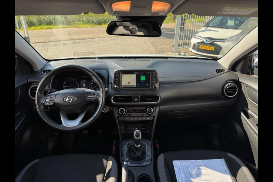 Hyundai Kona 1.0T Fashion TREKHAAK / HEAD-UP DISPLAY / NAVI / CAMERA / PDC / NL AUTO / CRUISE CONTROL / BLUETOOTH / KEYLESS
