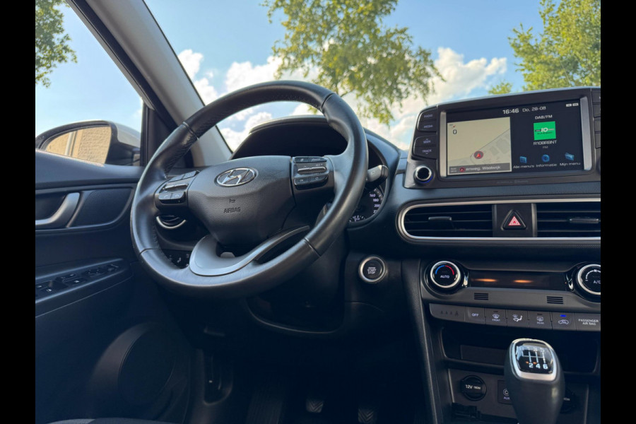 Hyundai Kona 1.0T Fashion TREKHAAK / HEAD-UP DISPLAY / NAVI / CAMERA / PDC / NL AUTO / CRUISE CONTROL / BLUETOOTH / KEYLESS