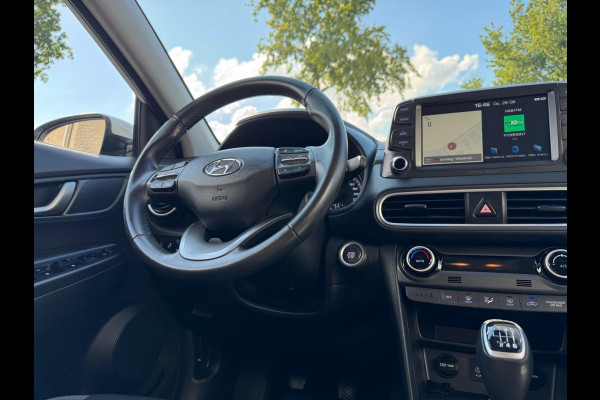 Hyundai Kona 1.0T Fashion TREKHAAK / HEAD-UP DISPLAY / NAVI / CAMERA / PDC / NL AUTO / CRUISE CONTROL / BLUETOOTH / KEYLESS