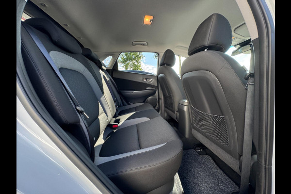 Hyundai Kona 1.0T Fashion TREKHAAK / HEAD-UP DISPLAY / NAVI / CAMERA / PDC / NL AUTO / CRUISE CONTROL / BLUETOOTH / KEYLESS