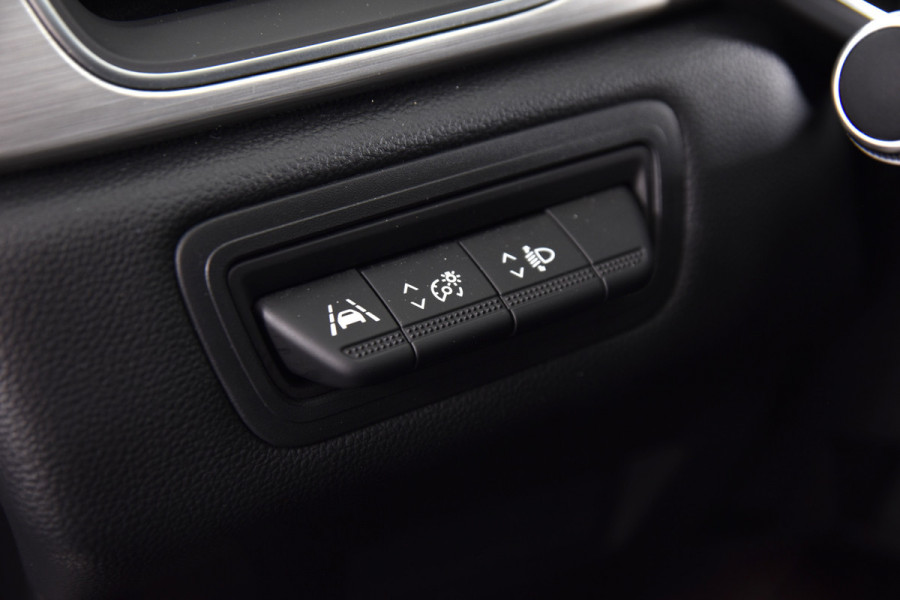 Renault Captur 1.0 TCe 100 PK Intens | Cruise | PDC | Camera | App. Connect | ECC | Trekhaak | LM 17" |