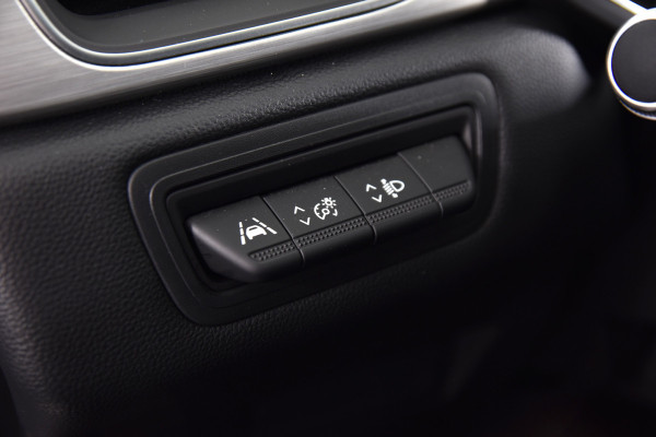 Renault Captur 1.0 TCe 100 PK Intens | Cruise | PDC | Camera | App. Connect | ECC | Trekhaak | LM 17" |