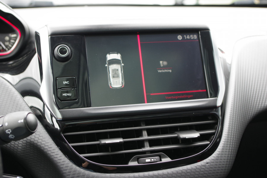Peugeot 2008 1.2 PureTech 130 PK Automaat GT-Line, Trekhaak, Panoramadak, Climate Control