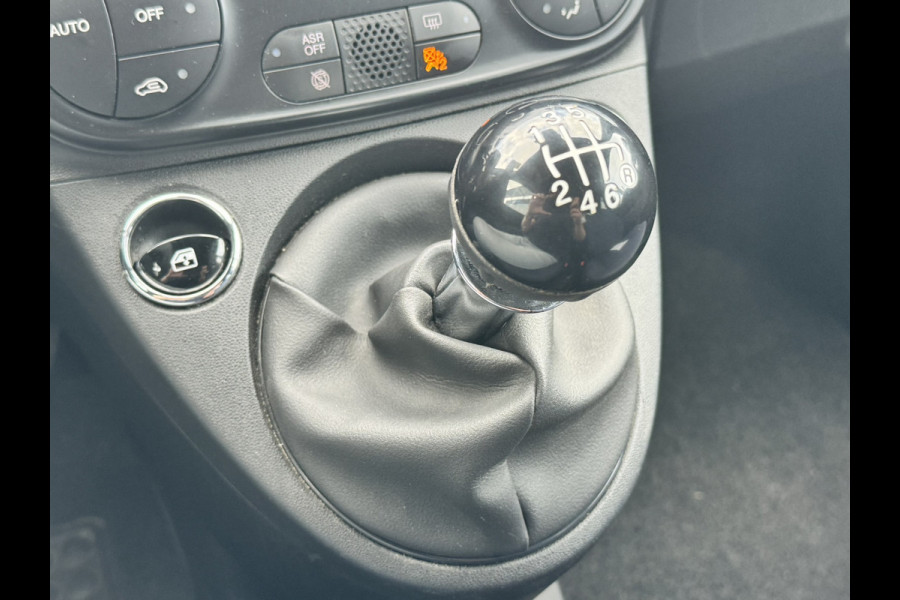 Fiat 500 1.0 Hybrid Club Wordt verwacht, meer foto's volgen!