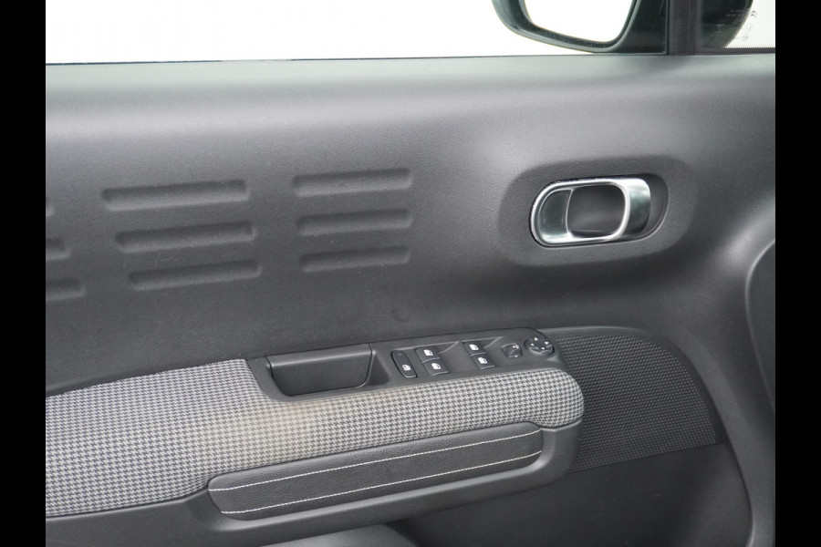 Citroën C3 Aircross T111PK AUT-6 Panodak 360°Camera Apple Carplay Android Navi Ecc Cruise Control Stoelverwarming S&S Shine PDC DAB+ Regen-Lichtsensor Bluetooth Connect Box PureTech Zeer complete Aircross met automaat!