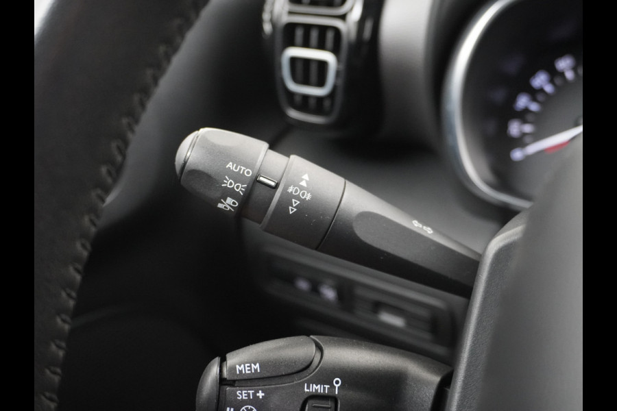 Citroën C3 Aircross T111PK AUT-6 Panodak 360°Camera Apple Carplay Android Navi Ecc Cruise Control Stoelverwarming S&S Shine PDC DAB+ Regen-Lichtsensor Bluetooth Connect Box PureTech Zeer complete Aircross met automaat!