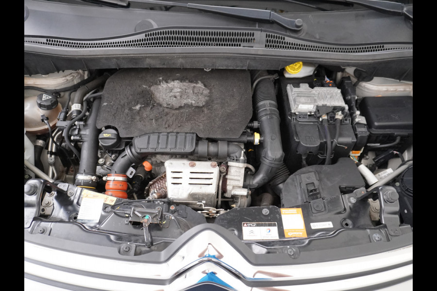 Citroën C3 Aircross T111PK AUT-6 Panodak 360°Camera Apple Carplay Android Navi Ecc Cruise Control Stoelverwarming S&S Shine PDC DAB+ Regen-Lichtsensor Bluetooth Connect Box PureTech Zeer complete Aircross met automaat!