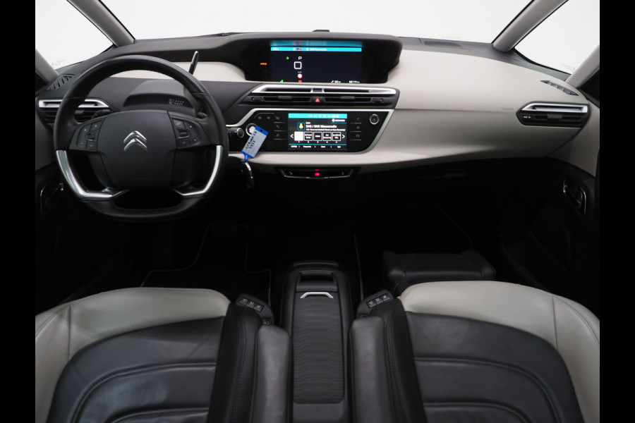 Citroën Grand C4 Spacetourer 1.2 PureTech Shine 7p | Panoramadak | Massage | 360 | Keyless | Memory | BLIS | Carplay