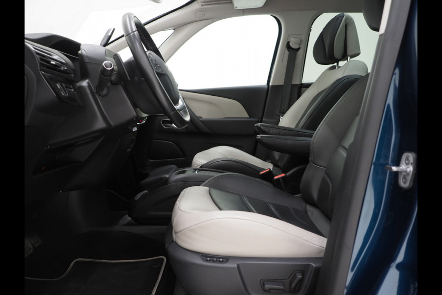 Citroën Grand C4 Spacetourer 1.2 PureTech Shine 7p | Panoramadak | Massage | 360 | Keyless | Memory | BLIS | Carplay